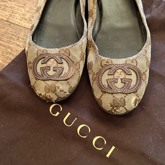 Gucci Authentic Vintage Flats🔥 - Picture 5 of 15